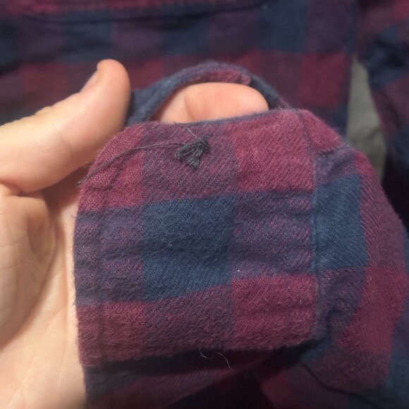 EUC J Crew Men's Secret Wash Cotton Roplin Shirt Size Medium - Picture 7 of 13